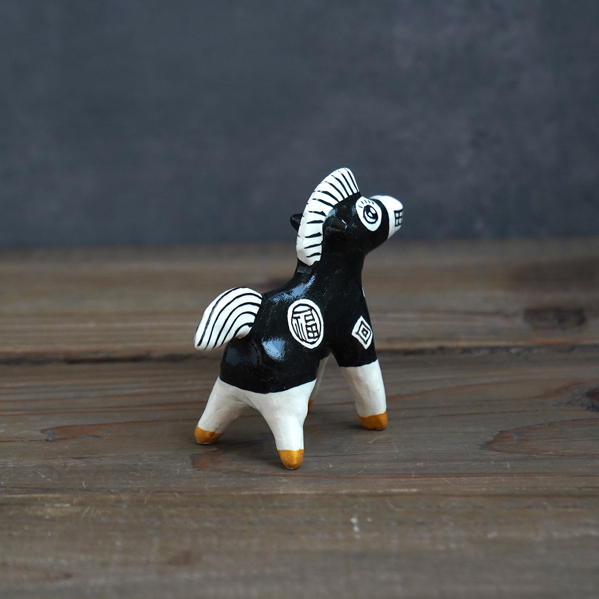 干支フィギア【午】ウマジャロウ 黒 福