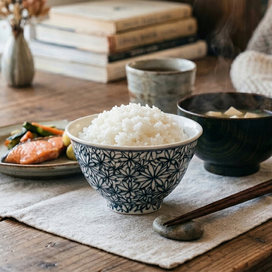 花詰 染付 茶碗 1個 【作家・山口祥治 手描き】独自ブレンド土と渋み呉須が魅せる「花詰」 有田焼 喜鶴製陶